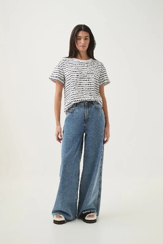 Find the Best Deals Here!Lilah Logo Tee