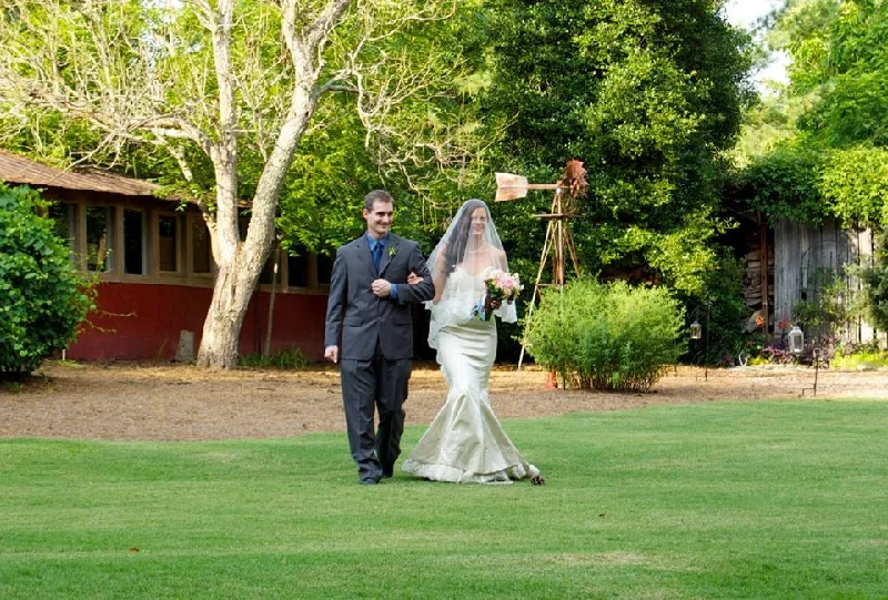 Don’t Wait – Deals Won’t Last!Alvina Valenta Alvina Valenta Couture