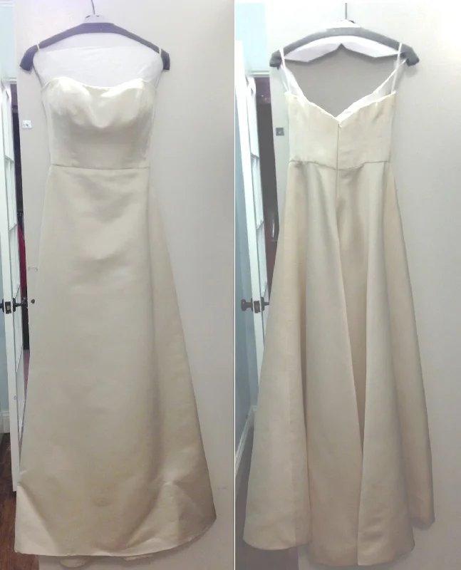 Score Big Savings Today!Anne Barge Ballgown