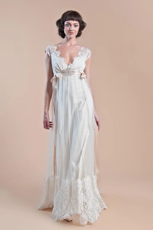 Limited-Time Price Drop!Claire Pettibone Queen Anne's Lace