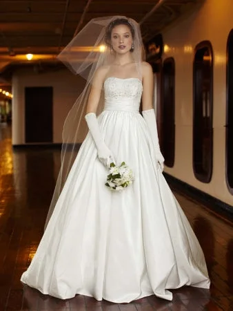 Special Discounts Inside!David's Bridal  David's Bridal convertible wedding dress