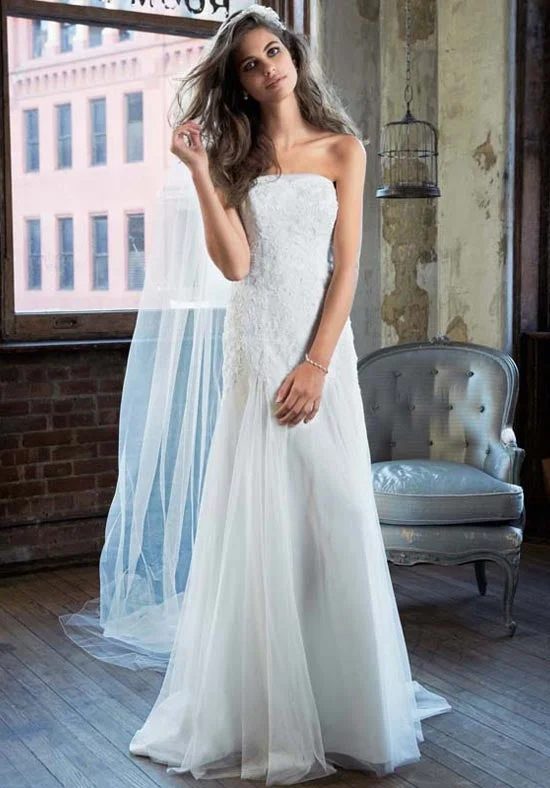 Get More for Less!David's Bridal David's Bridal Galina Strapless Tulle Size 6