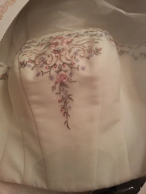 The Best Deals Won’t Wait!David's Bridal discontinued