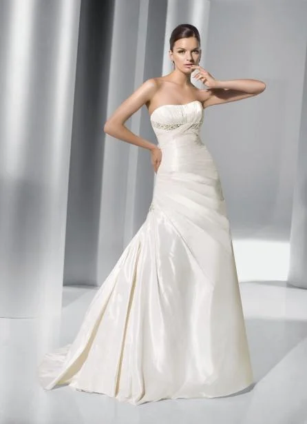 Don't Miss Out!Demetrios Demetrios 3151 Size 10