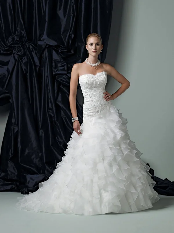 Lowest Prices Guaranteed!James Clifford James Clifford J11177 Size 8