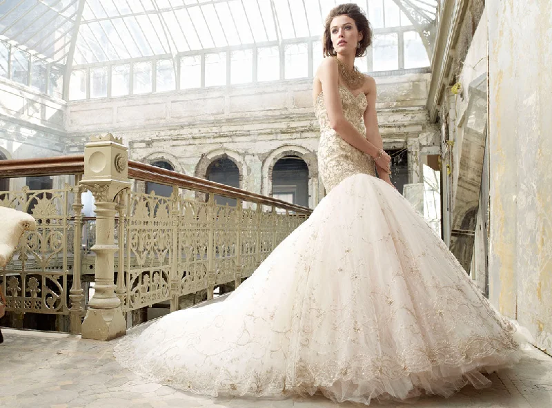 Steals and Deals Await!Lazaro LZ3217 (Blush & Gold)