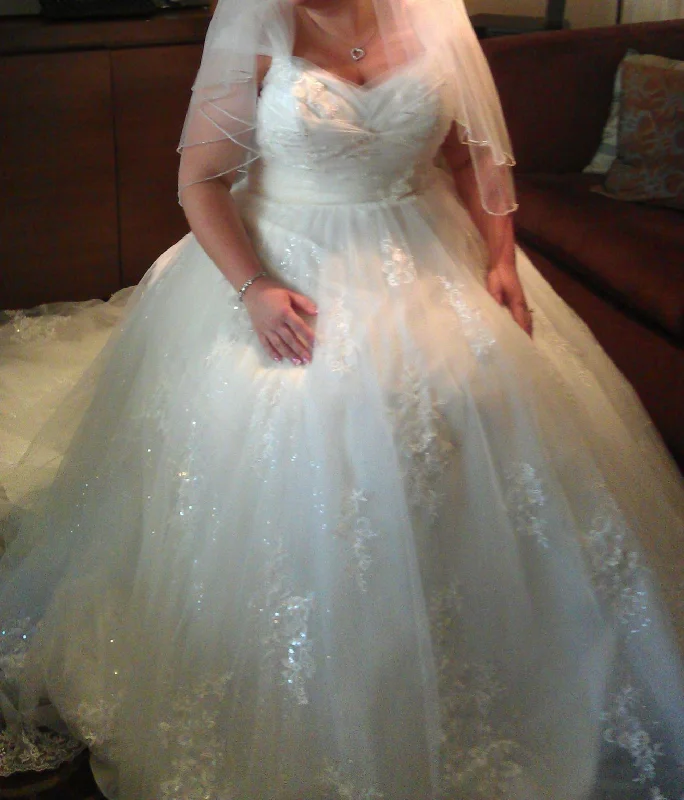 Everything Must Go!Maggie Sottero Jayla
