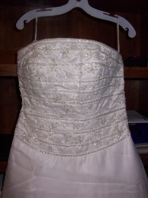 Special Offer – Act Fast!Mori Lee limited edition Mori Lee by Madeline Gardner