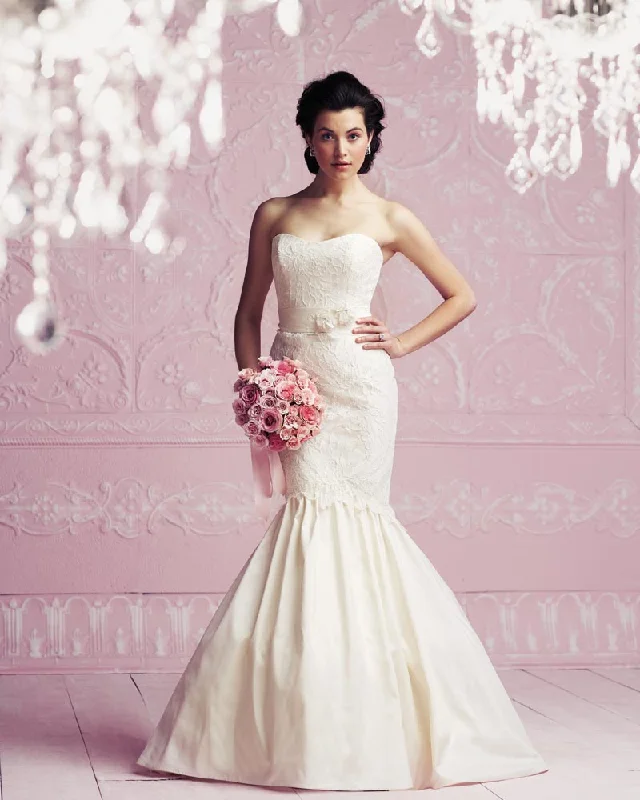 Grab Yours Before It’s Too Late!Paloma Blanca 4266