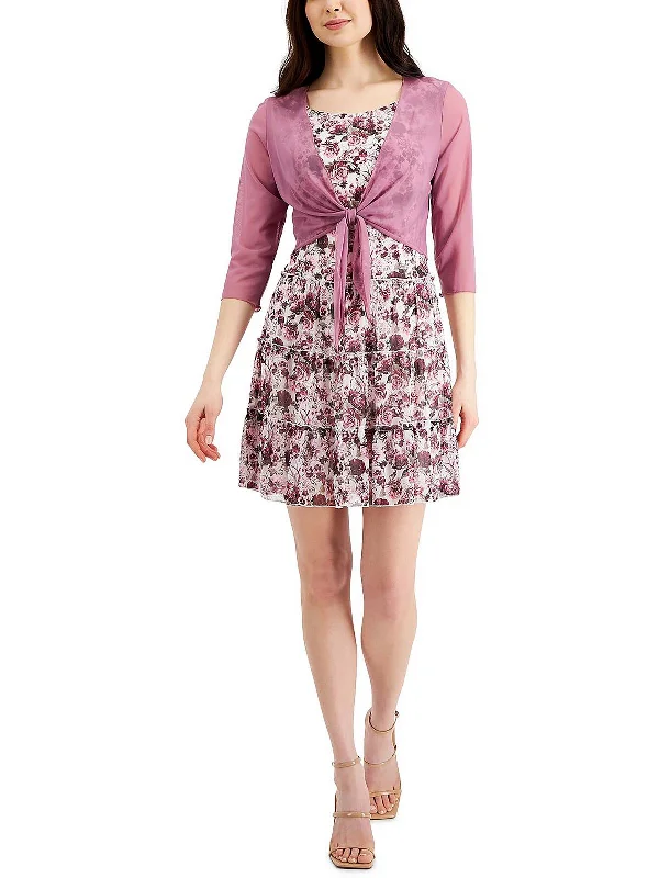 Every Deal is a Steal!Petites Womens Floral Print Knee Fit & Flare Dress