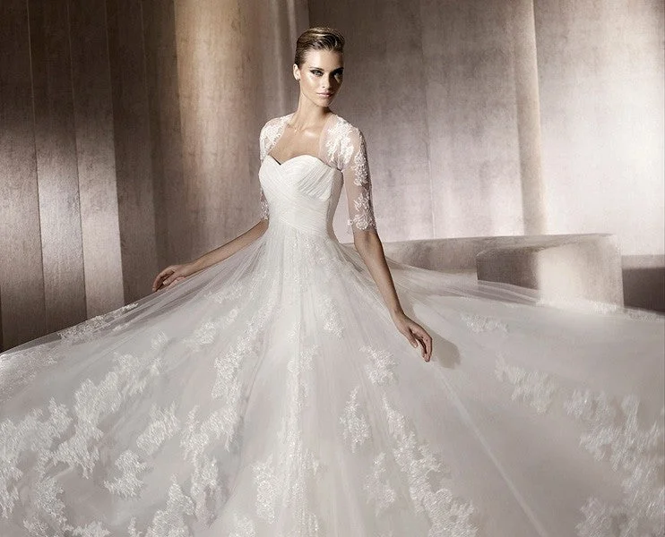 Sale Alert – Get Ready to Shop!Pronovias Pergola