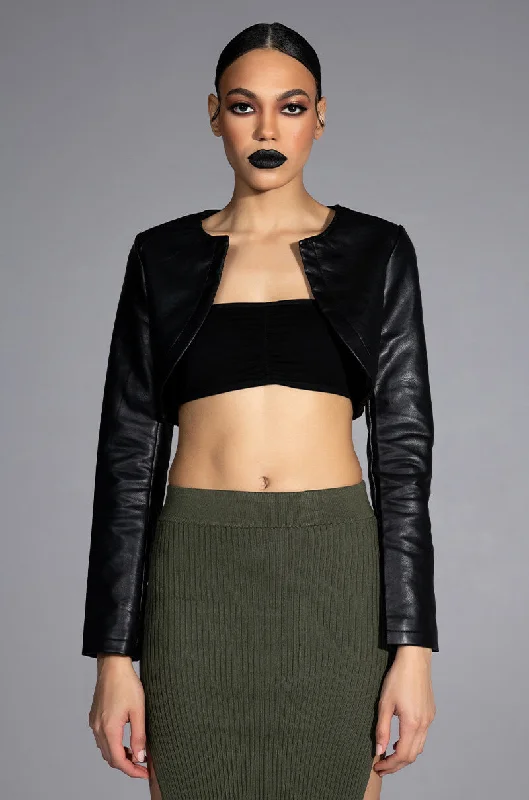 Unmissable Offers Await!AZALEA WANG MASTER CROP ANGLE BLAZER