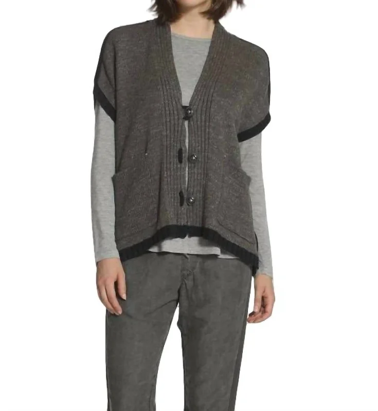 Today’s Deals, Tomorrow’s Regrets!Boxy Slub Capelet In Brown/navy