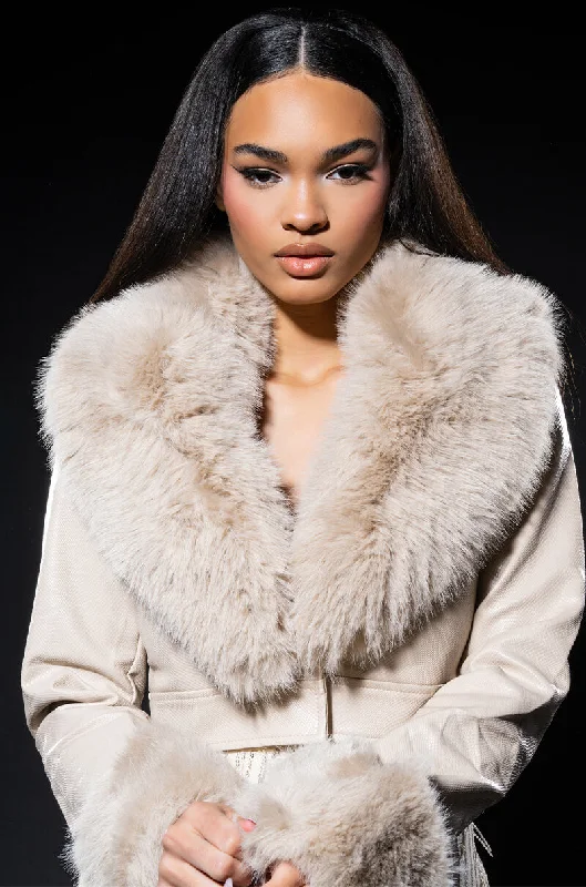 Exclusive Offers You’ll Love!GISELE CROP MOTO BLAZER