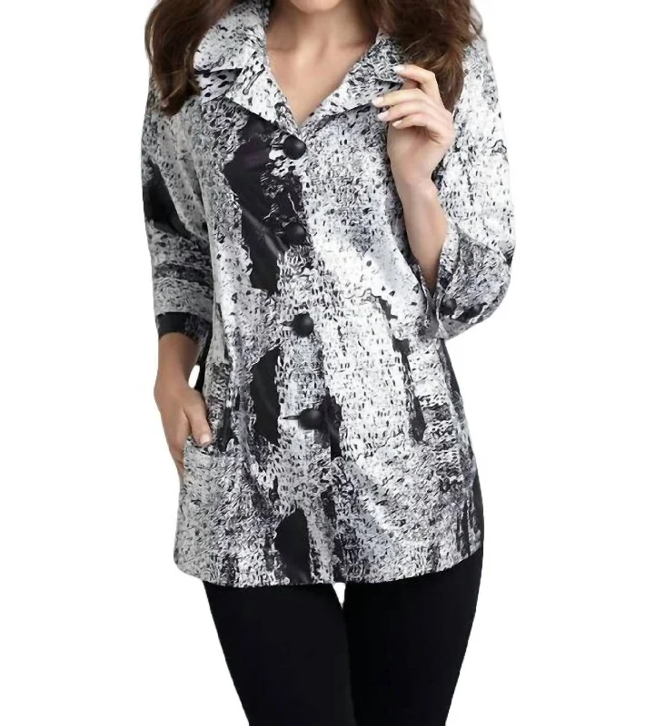 Time to Save Big!White Noise Rain Jacket In Blackwhite