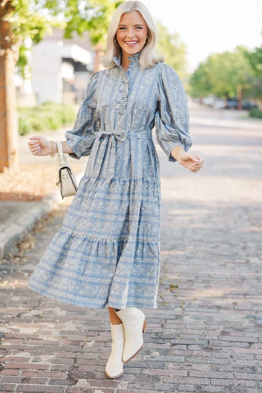 Great Deals, Just for You!Hold On To Your Dreams Blue Floral Midi Dress