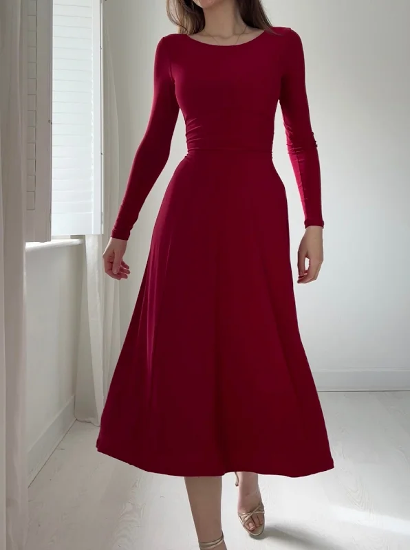 Your Shopping Wish, Our Discount Command!Iris Midi Dress in ITY