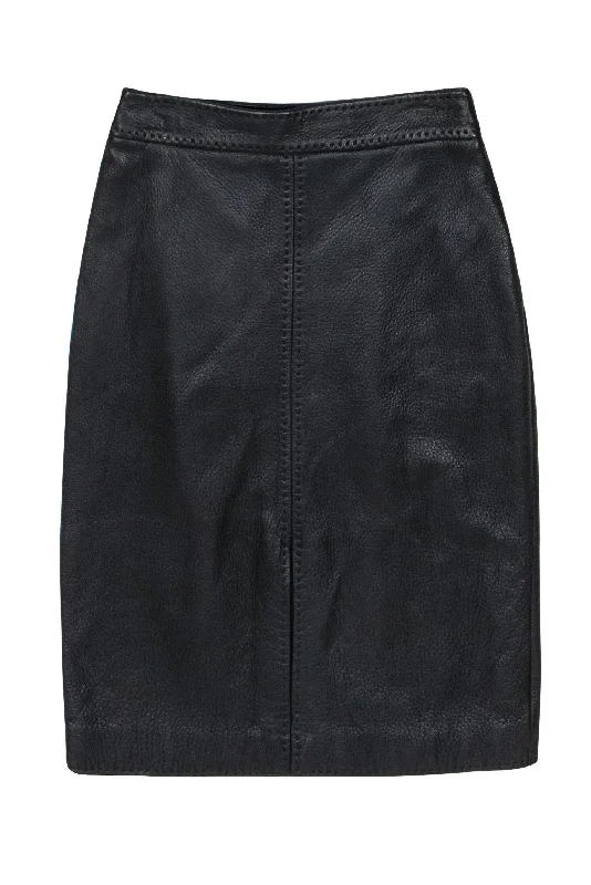 Best Offers of the Month!Loro Piana - Black Pebbled Leather Pencil Skirt w/ Front Slit Sz 6 Best Offers of the Month!Loro Piana - Black Pebbled Leather Pencil Skirt w/ Front Slit Sz 6