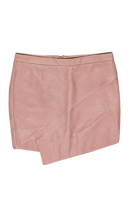 Score Huge Discounts Today!Michelle Mason - Blush Pink Leather Envelope Miniskirt Sz 0 Score Huge Discounts Today!Michelle Mason - Blush Pink Leather Envelope Miniskirt Sz 0
