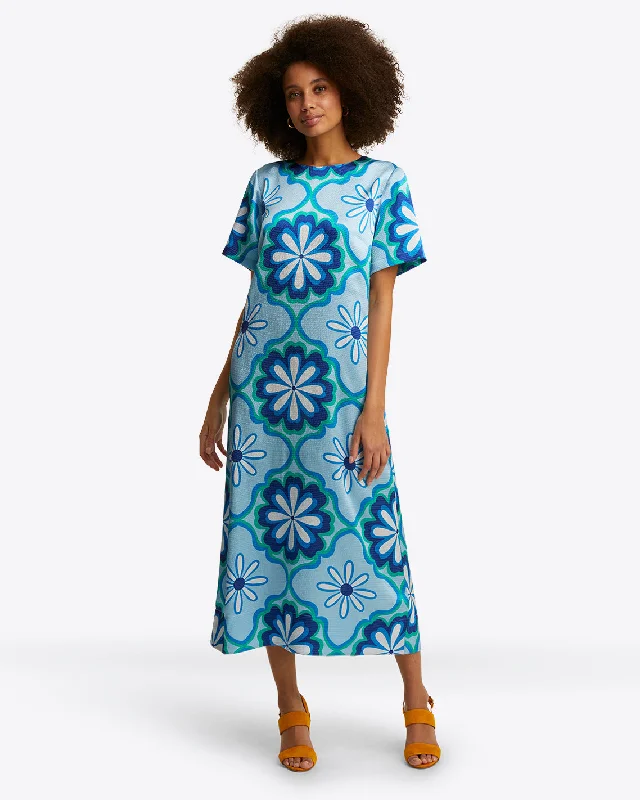 Unlock Huge Savings Now!Norah Short Sleeve Midi Dress in Hammered Satin
