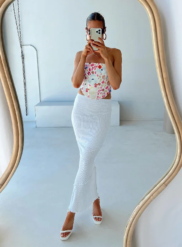 Score Big Savings Today!Oscar Maxi Skirt White