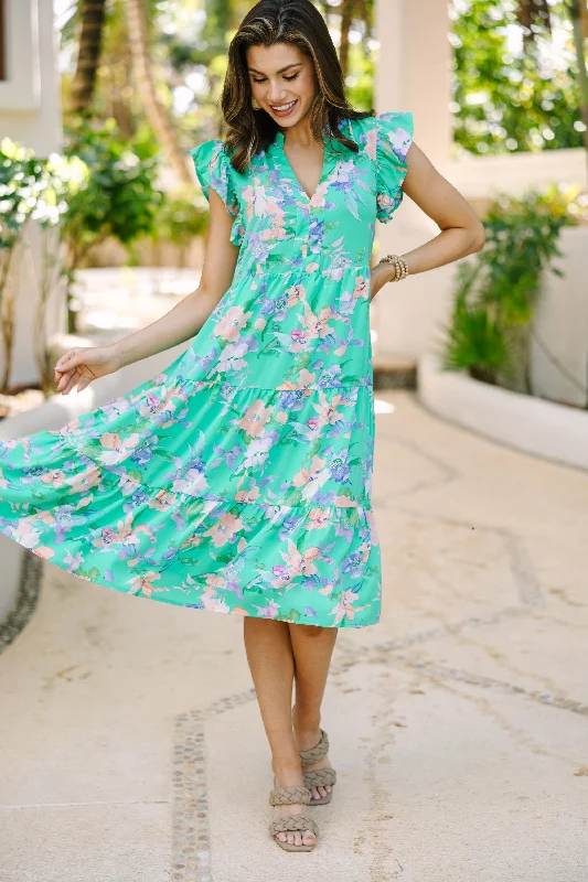 Score Big Savings Today!Tell Me More Green Floral Midi Dress
