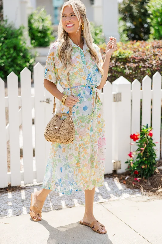 New Discounts Just Dropped!You Have My Attention White Floral Midi Dress