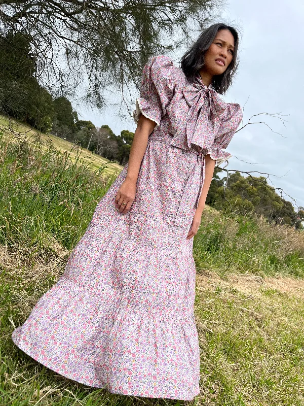 Shop the Hottest Deals!100% RECYCLED COTTON - FLEUR MAXI DRESS PUSSY BOW LILAC FLORAL Shop the Hottest Deals!100% RECYCLED COTTON - FLEUR MAXI DRESS PUSSY BOW LILAC FLORAL
