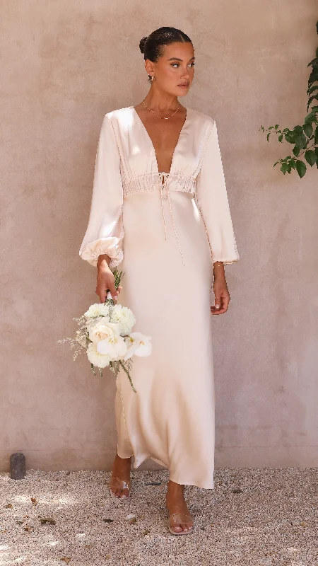 Only a Few Left – Order Now!Amara Maxi Dress - Champagne