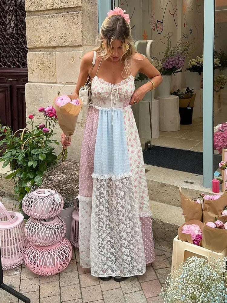 Hurry, Sale Ends Soon!Elegant Print Lace Patchwork Halter Maxi Dress