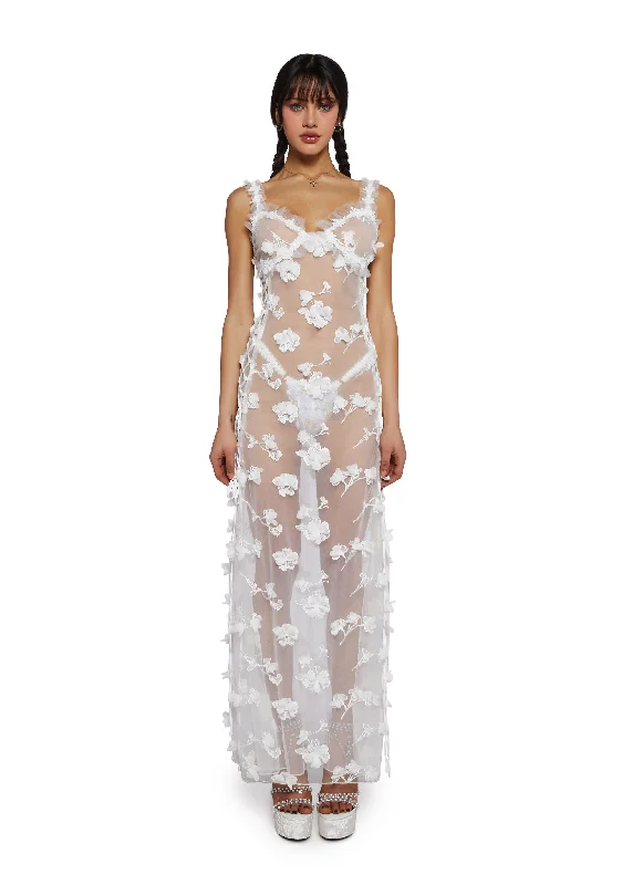 Shop Smart, Save Big!Endless Bloom Maxi Dress