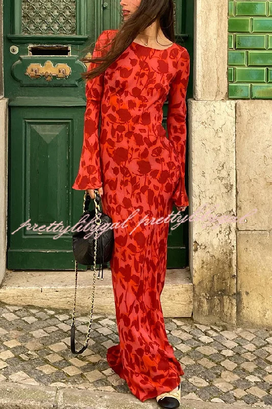 One Day Only – Huge Savings!Gia Unique Print Boat Neck Long Bell Sleeve Bias Cut Maxi Dress One Day Only – Huge Savings!Gia Unique Print Boat Neck Long Bell Sleeve Bias Cut Maxi Dress