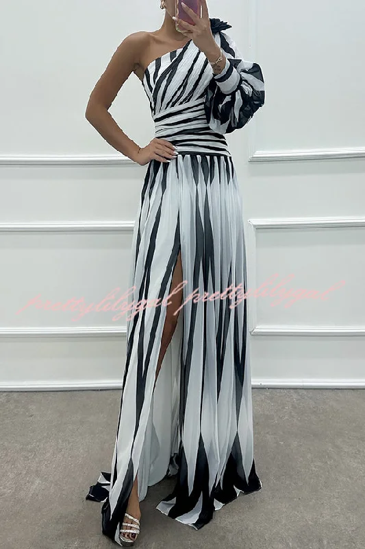 Crazy Discounts Inside!Purely Charming Printed Rose Pendant One Shoulder Pleated Slit Maxi Dress Crazy Discounts Inside!Purely Charming Printed Rose Pendant One Shoulder Pleated Slit Maxi Dress