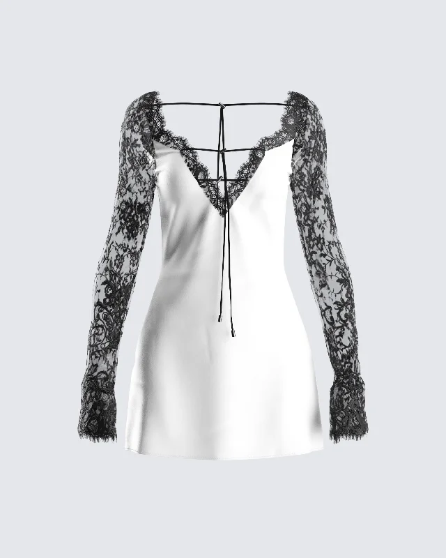 Save More Than Ever!Minnie White Satin Lace Trim Dress