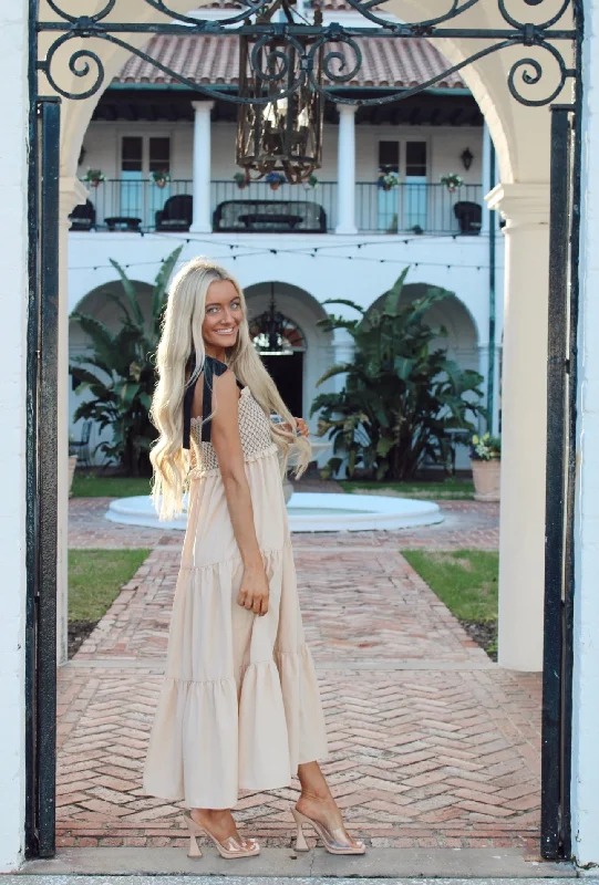 Get It Before It’s Gone!Ollie Maxi Dress