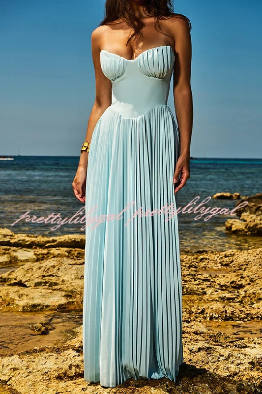 Your Favorite Items on Sale Now!Romantic and Elegant Pleated Strapless Maxi Dress