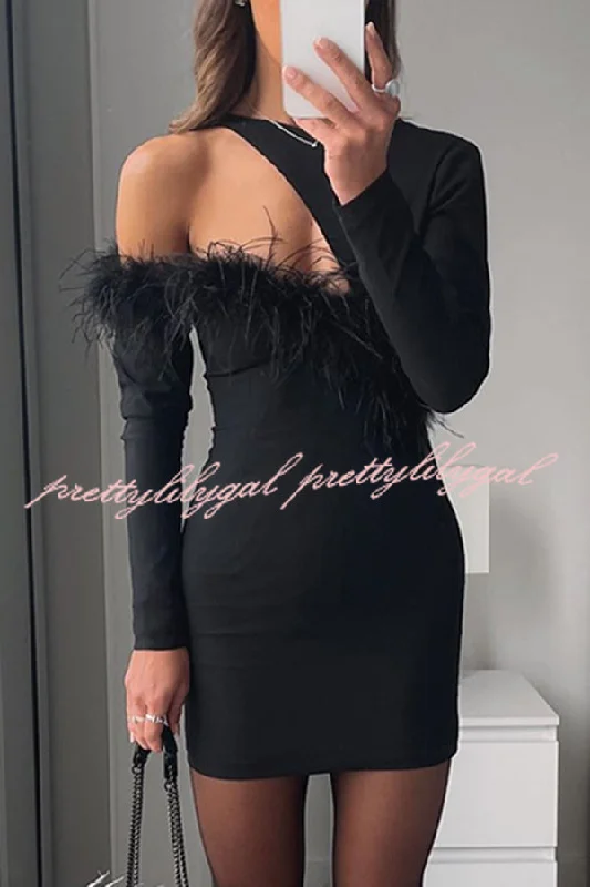 Best Offers of the Month!Sexy and Exquisite Feather Detail Cutout Long Sleeve Mini Dress Best Offers of the Month!Sexy and Exquisite Feather Detail Cutout Long Sleeve Mini Dress
