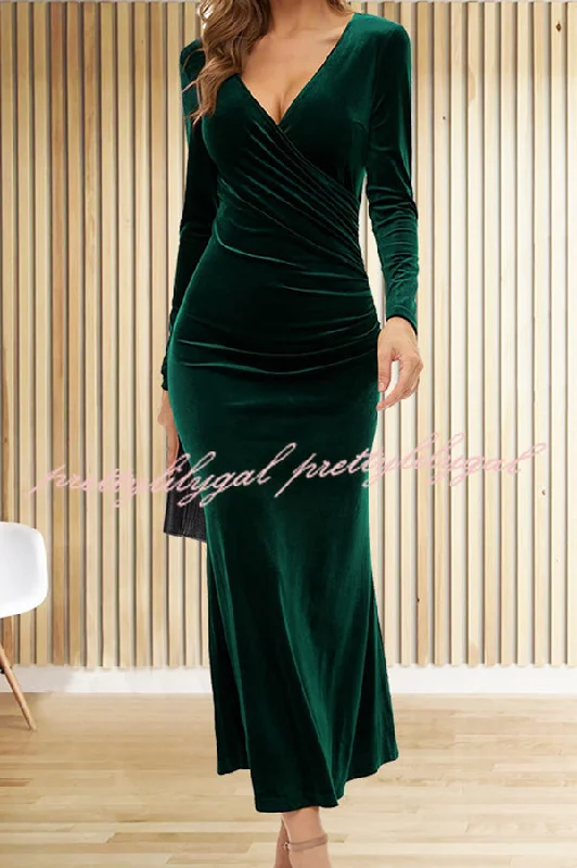 Best Deals Just for You!Solid Color Velvet Long Sleeve V-neck Slim Fit Fishtail Maxi Dress Best Deals Just for You!Solid Color Velvet Long Sleeve V-neck Slim Fit Fishtail Maxi Dress