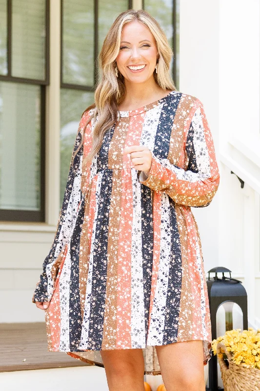Special Offer – Act Fast!Walking Downtown Dress, Black