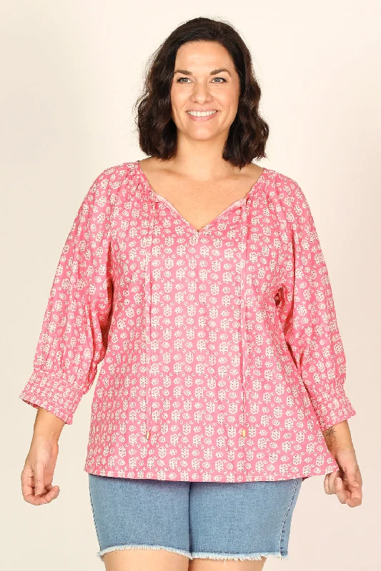 Save Money, Shop Happy!Robin Peasant Top in Summer Blossoms